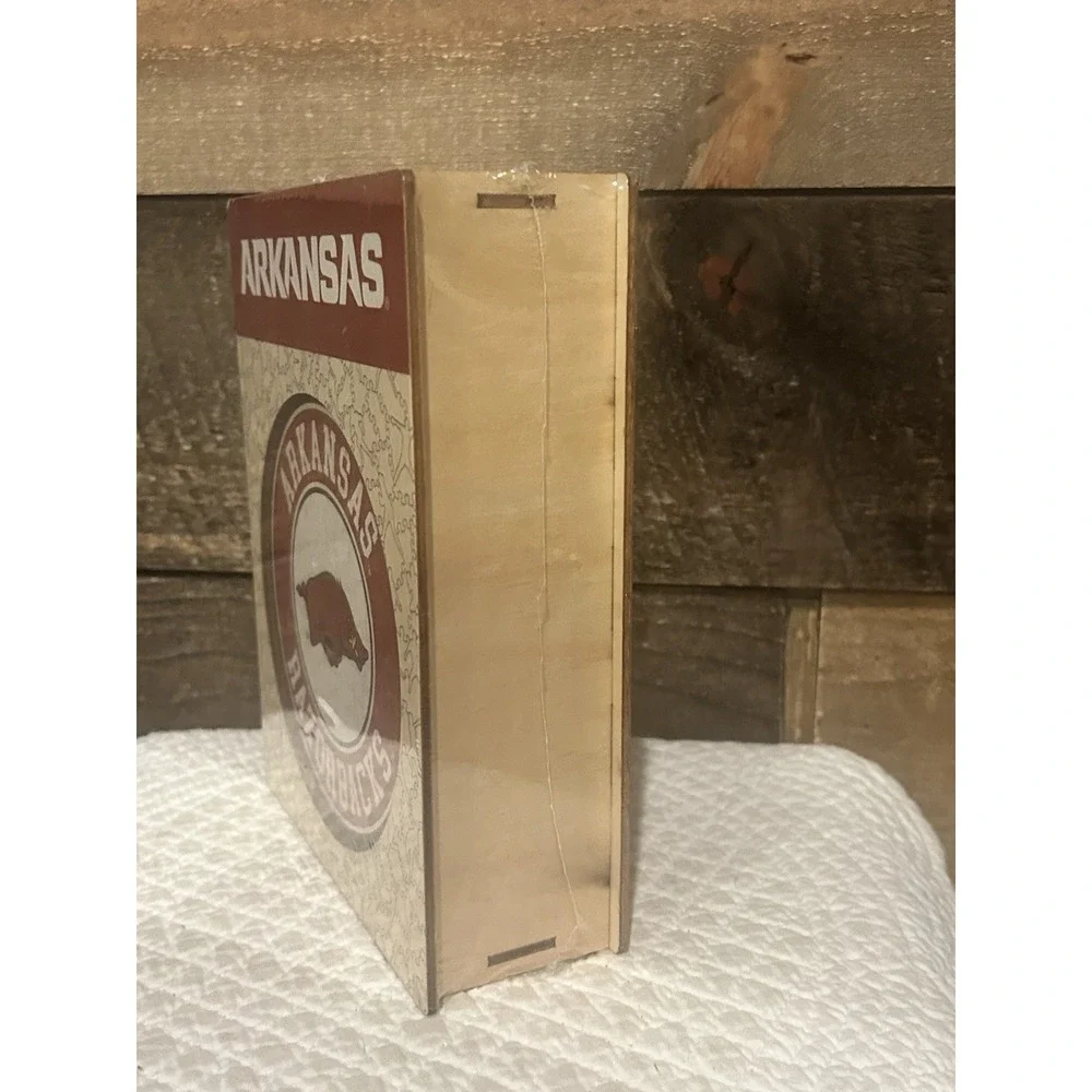 University Of Arkansas Razorbacks- Large Wooden Puzzle 270 pcs 14.8 X 14.8